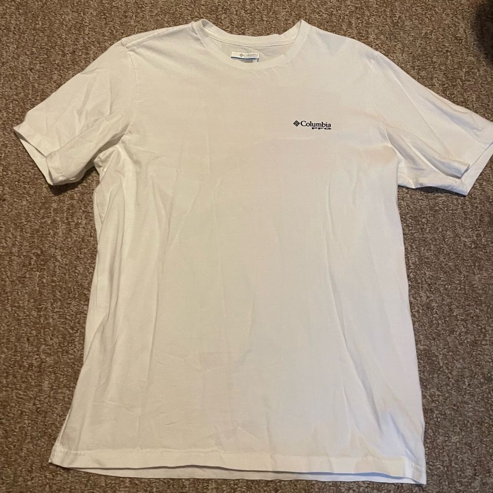 columbia shirt with american flag fish